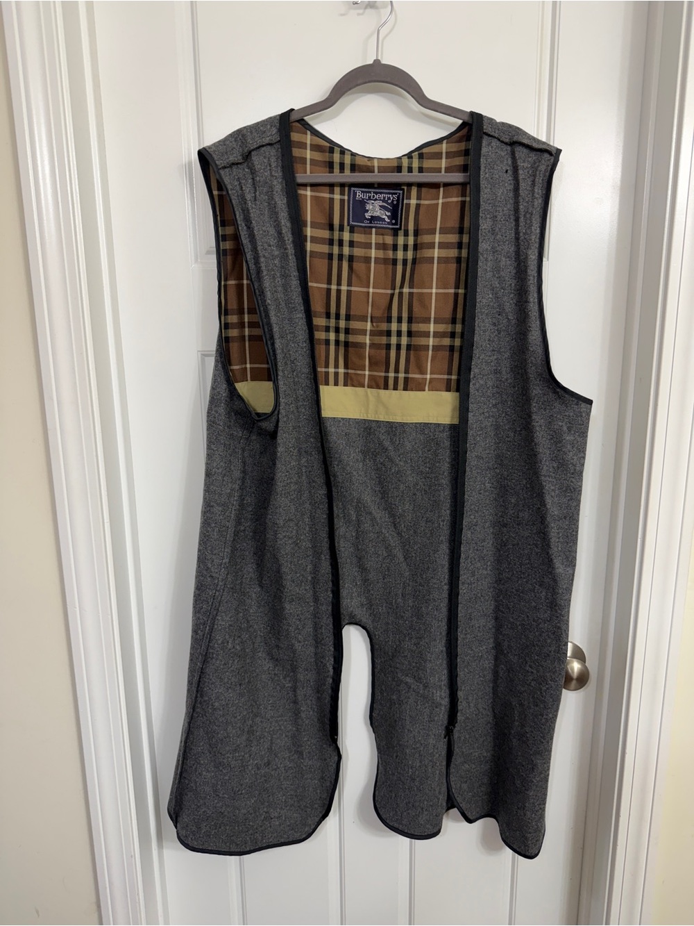 Vintage Burberrys of London Wool Warmer Liner Vest 42R